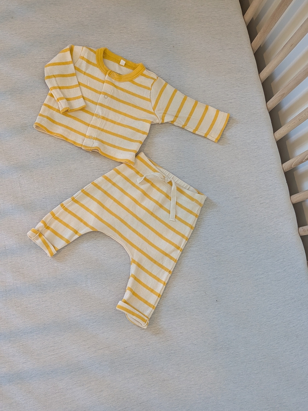Petit Bateau ⛵ - 0-3M - Yellow Striped Baby Romper - 100% Cotton
